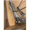 Image 1 : Wrenches