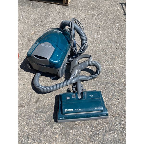 Kenmore vacuum