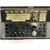 Image 2 : GIDDINGS & LEWIS 130-50500-77 OPERATOR PANEL