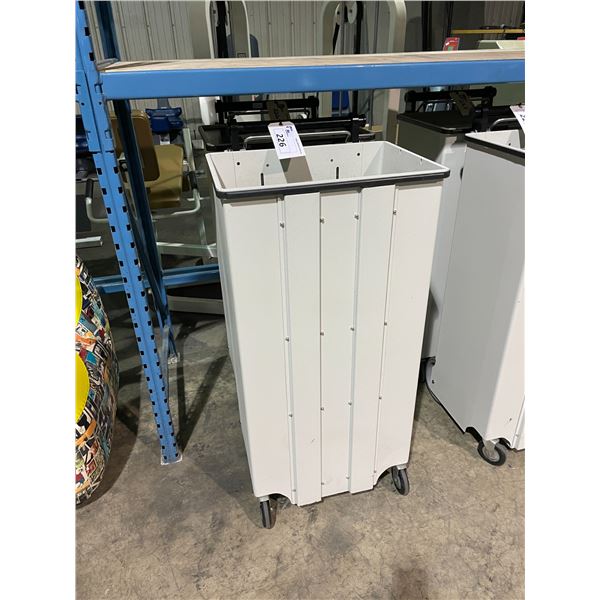PAIR OF WHITE 4 WHEELED BRAKE STYLE BATTERY OPERATED TRANSPORT CARTS ( MAY NEED REPAIRS )