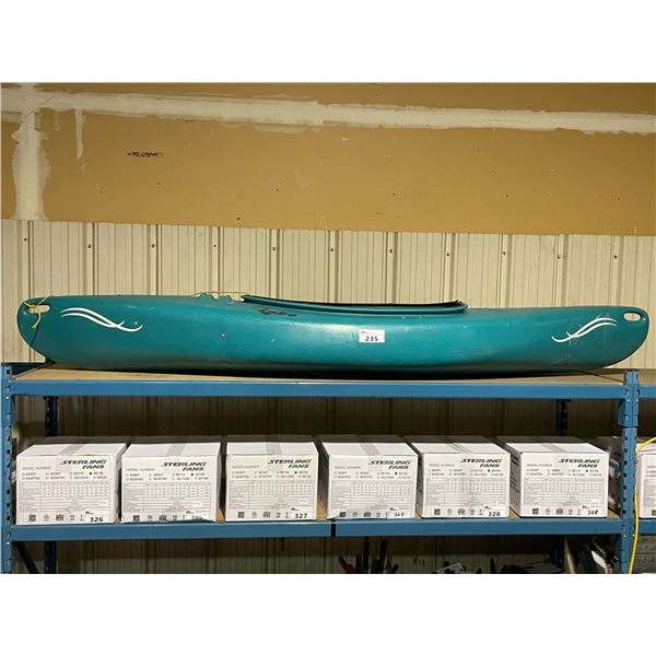 BLUE LOBO SINGLE PERSON PRE-FORM PLASTIC KAYAK