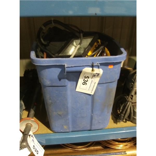 BIN OF ASSORTED EXTENSION CORDS & JOB SITE LIGHTING