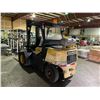 Image 2 : DAEWOO G35S PLUS YELLOW 7400LBS CAPACITY 2 STAGE 188" MAST PNEUMATIC TIRE PROPANE SIT DOWN COUNTER