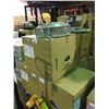 Image 2 : PALLET OF 5 DX13R VENTILATION COVERS, 1 DAMPER AND 1 HOUSING FAN