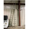 Image 2 : YELLOW 28' FIBERGLASS INDUSTRIAL EXTENSION LADDER