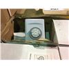 Image 2 : 4 BOXES OF 40 HMT01N-W 24 HOUR MECHANICAL IN-WALL TIMERS