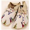 Image 1 : Beaded Moccasins Pair  [136626]