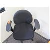 Image 2 : Rolling Adjustable Office Upholstered Arm Chair