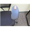 Image 2 : Rolling Adjustable Office Arm Chair w/ Mesh Back