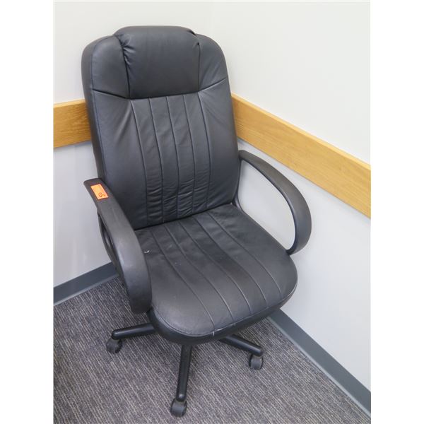 Rolling Adjustable Office Upholstered Arm Chair