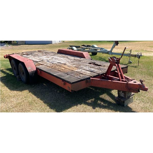 DOUBLE AXLE TRAILER WITH WINCH