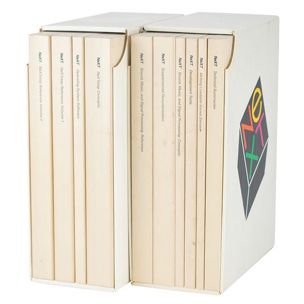 NeXT (10) Workstation User and Reference Manuals