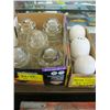 Image 1 : 2 SMALL BOXES OF ANTIQUE INSULATORS
