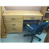 Image 1 : KIDS PINE DESK WITH CHAIR