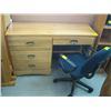 Image 1 : KIDS PINE DESK WITH CHAIR