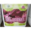 Image 2 : 2 10L CONTAINERS OF GREEN SKY BIO BLOOM 034 LIQUID FERTILIZER