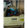 Image 1 : BOX OF ASST. SAFETY HARNESSES