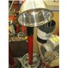 Image 1 : LIGHT ON RIM STAND