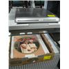 Image 1 : REALISTIC VIDEO DISC PLAYER & BOX OF VIDEO DISCS