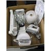 Image 2 : BOX WITH ELECTRIC SLICER, BLENDER, KETTLE ETC.