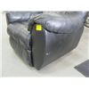 Image 2 : BLACK LEATHER RECLINER