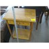 Image 1 : SMALL OAK TABLE WITH SINGLE DRAWER