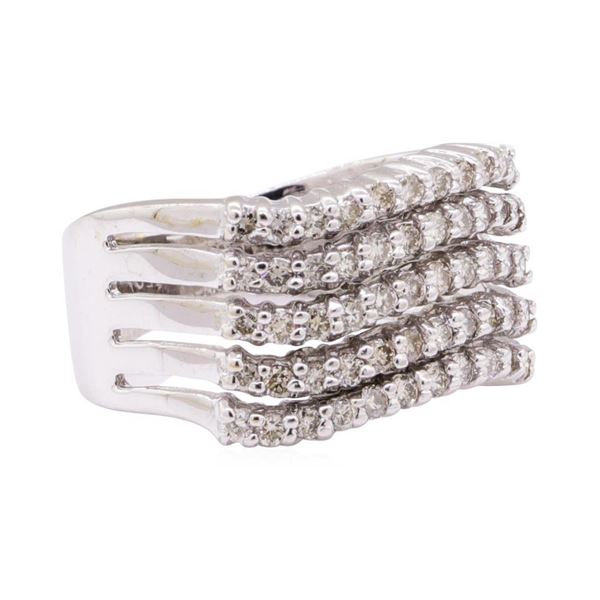 0.70 ctw Diamond Ring - 18KT White Gold