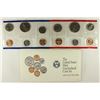 Image 2 : 1992 US MINT SET (UNC) P/D (WITH ENVELOPE)