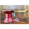 Image 8 : Antique Merchant's Countertop Scale