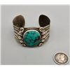 Image 2 : Tantalizing Turquoise and Sterling Silver "Statement" Bracelet