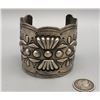 Image 7 : Large Sterling Silver Bracelet with Repousse Work