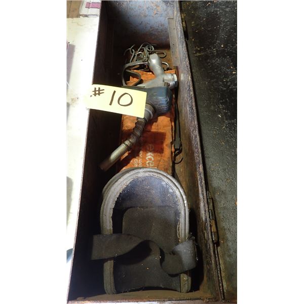 HEAVY DUTY STEEL BOX, KNEE PADS, BATTERY WARMER & GAS NOZZLE