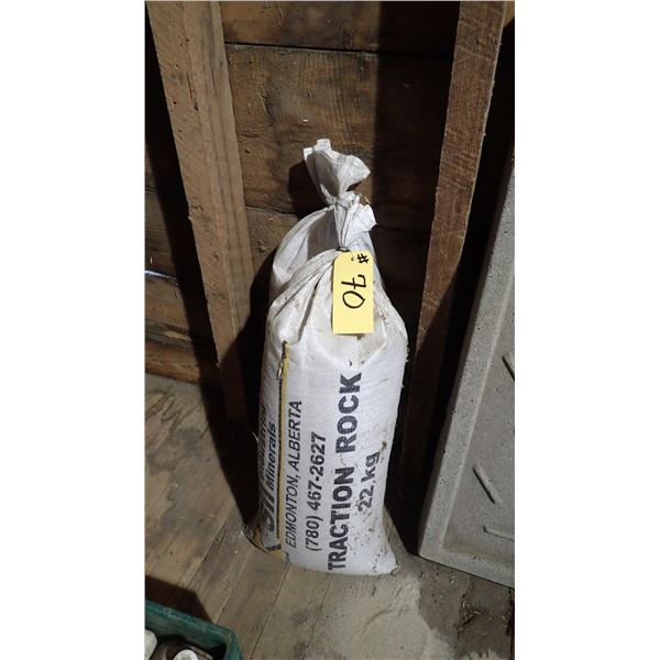 TRACTION ROCKS & TRACTION SAND BAGS