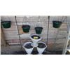 Image 1 : PLASTIC POTS & HANGING PLANT HOLDERS