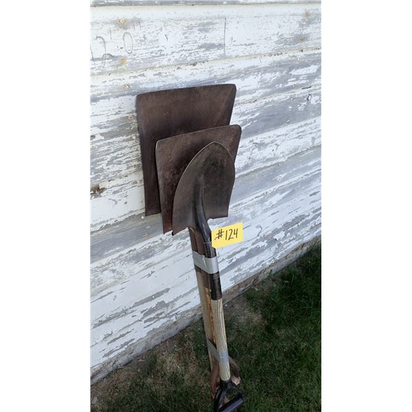 3 SHOVELS