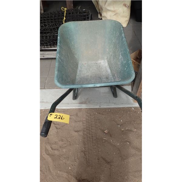 FORT PLASTIC WHEEL BARREL