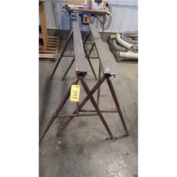 2 HEAVY DUTY STEEL SAWHORSES