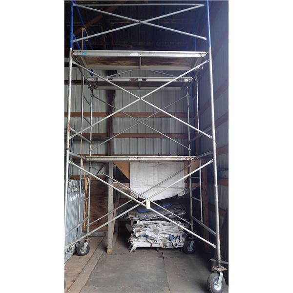 SCAFFOLD COMPLETE WITH PLATFORMS & WHEELS