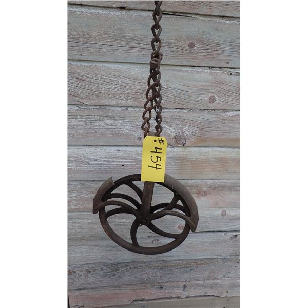 ANTIQUE PULLEY