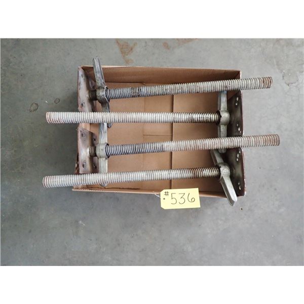 4 - SCAFFOLD LEVELLING LEGS 24"