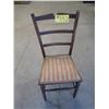 Image 1 : ANTIQUE CHAIR