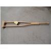 Image 1 : CRUTCHES