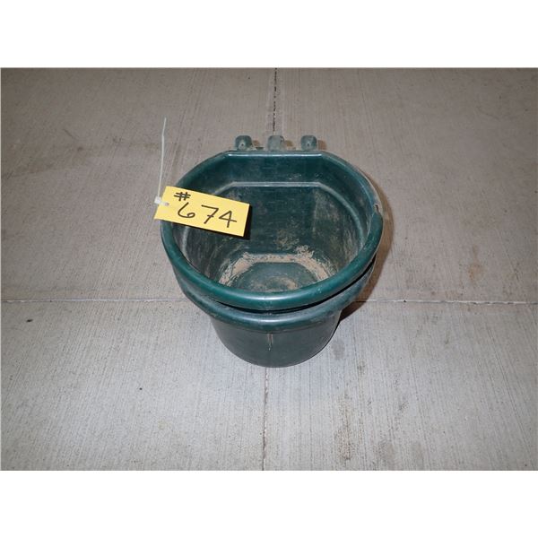 2 - FLAT BACK 8 QUART PLASTIC BUCKETS WITH FENCE HOOK