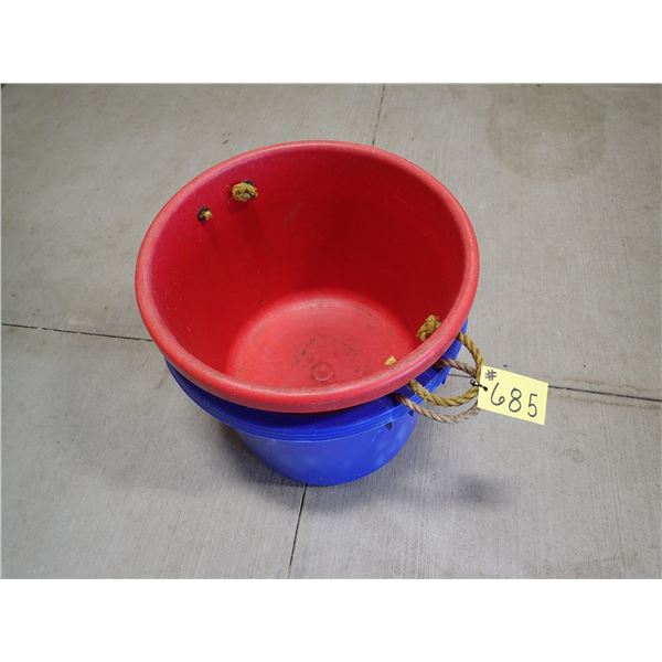 2 - MANURE BUCKETS