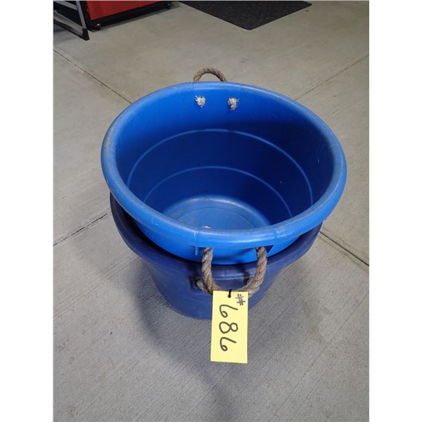 2 - MANURE BUCKETS