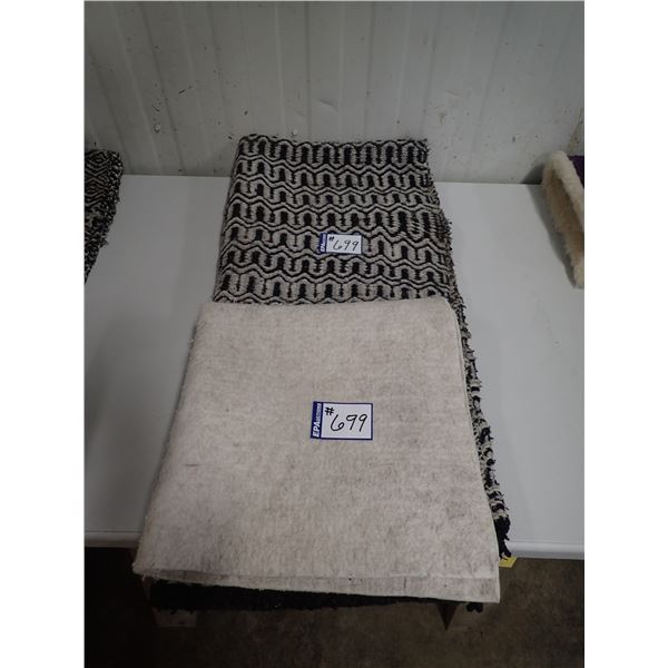 NAVAJO SADDLE BLANKET, FELT PAD