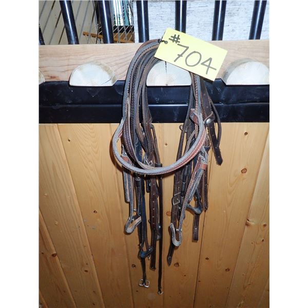 APPROX 6 LEATHER HEAD STALLS