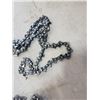 Image 8 : 4 chainsaw chains - used