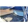 Image 8 : Coleman skydome 5 minutes set up 8 person tent no door pole