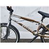 Image 2 : WHITE/BROWN GT BIKE